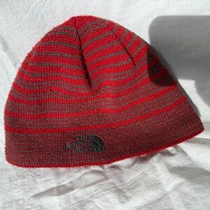The North Face Knit Beanie in red and gray